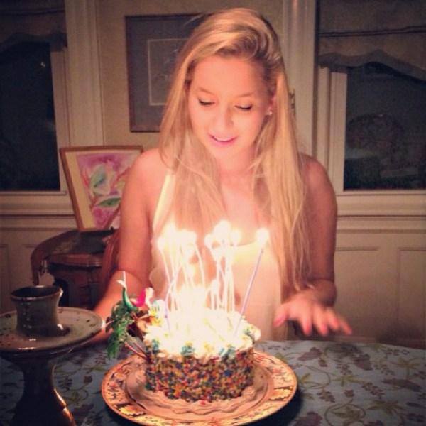 993057_10151389267901571_199799656_n