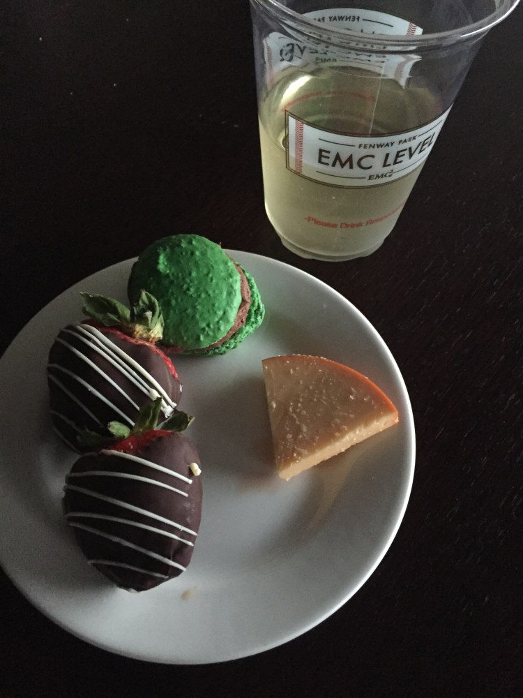 Green Monster macaron and wine in the Suite!