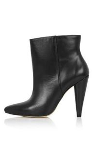 5cbd592c5011ffcc84181f6d25a859a1