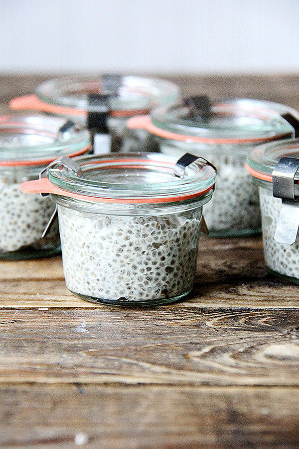 cashew-milk-chia-pudding