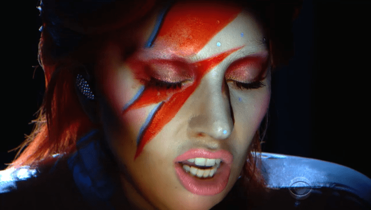 CbTkZOgW4AET0_v.png-large