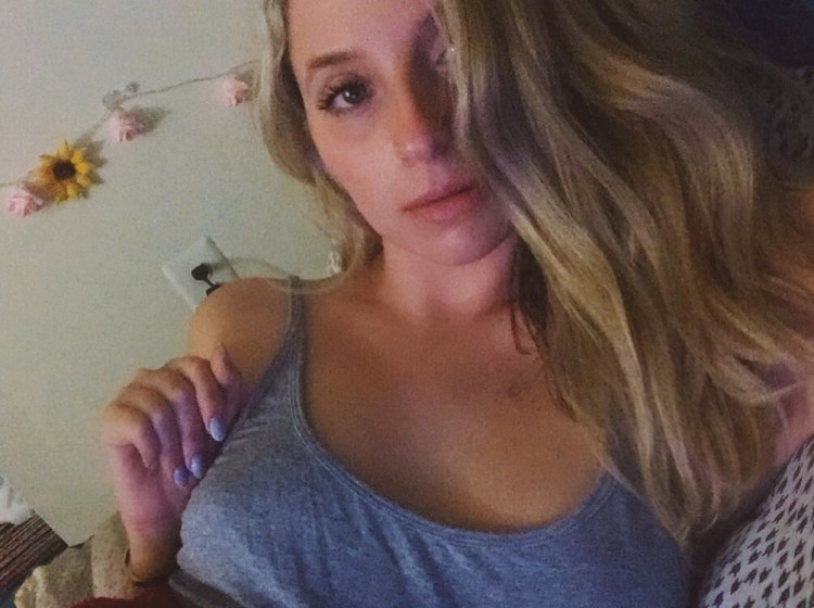 Processed with VSCOcam with a8 preset