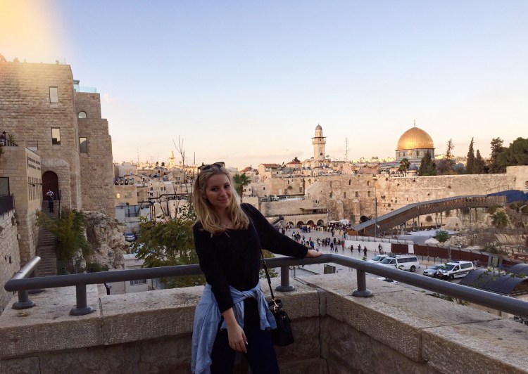 Processed with VSCOcam with a9 preset