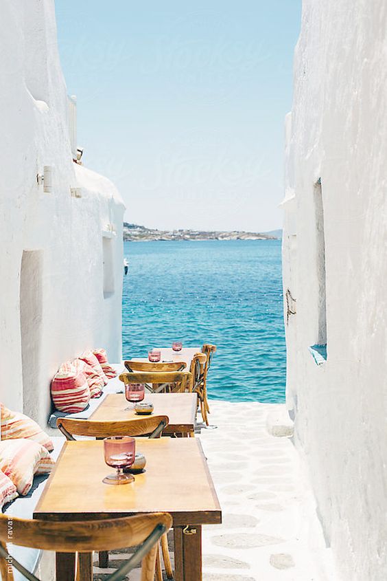 Purchase this image at http://www.stocksy.com/547171