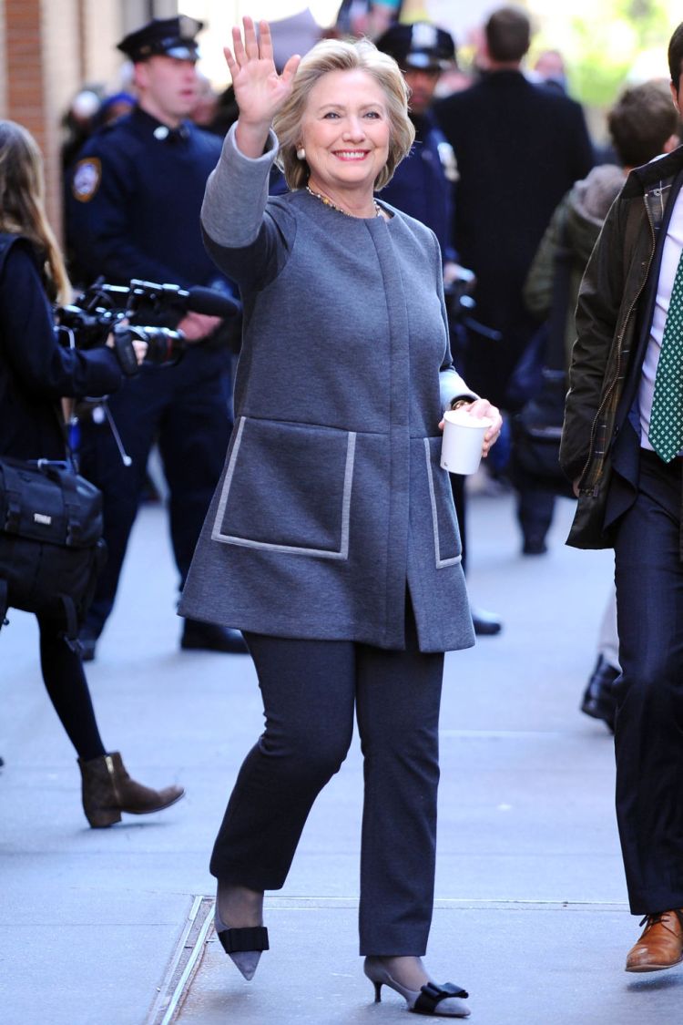 hbz-hillary-clinton-04-2016-gettyimages-519240350