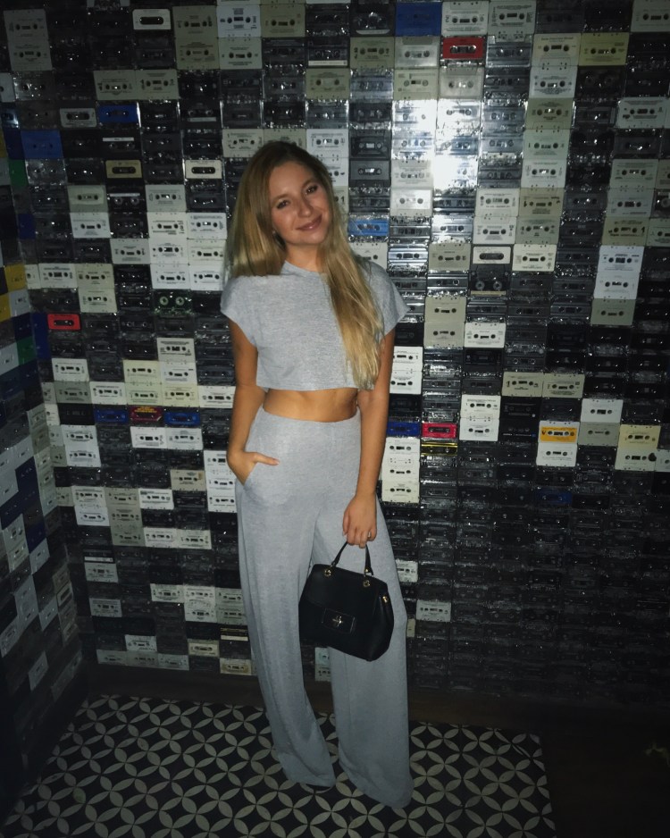 Processed with VSCO with c9 preset