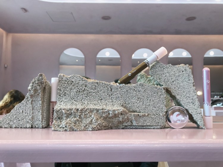 Processed with VSCO with c6 preset